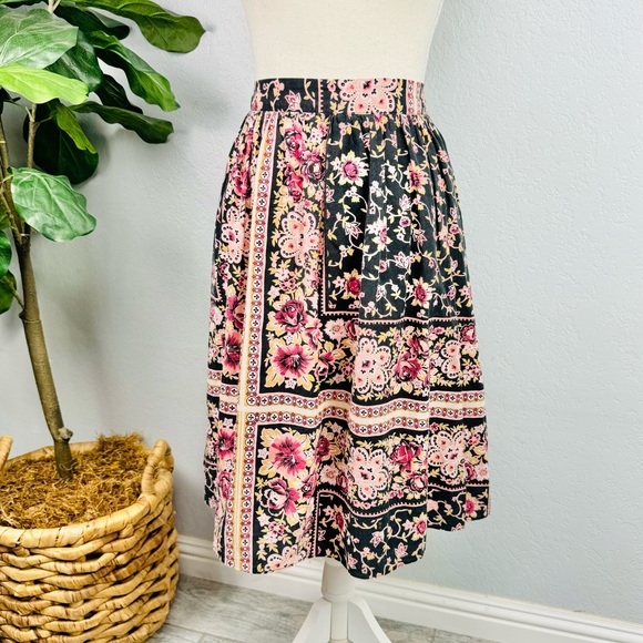 Betsey Johnson Dresses & Skirts - Betsey Johnson Vintage Floral High Waisted Circle skirt